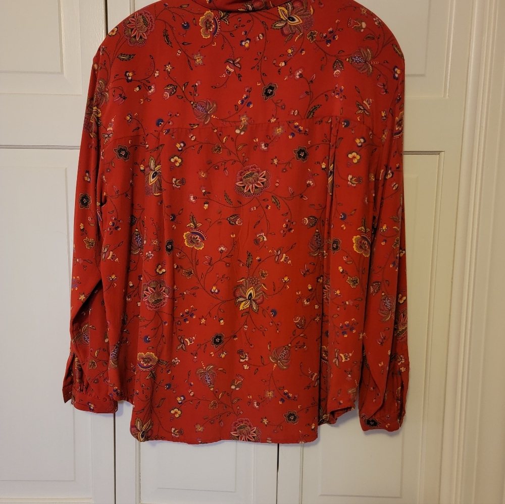 Liz Claiborne Red Floral Women's Shirt Size 14 EUC - Picture 4 of 5